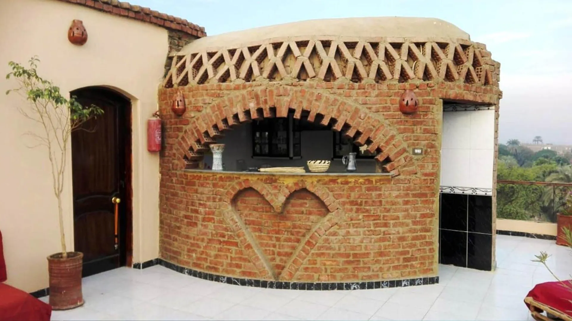 Nile Dream Apartments 룩소르